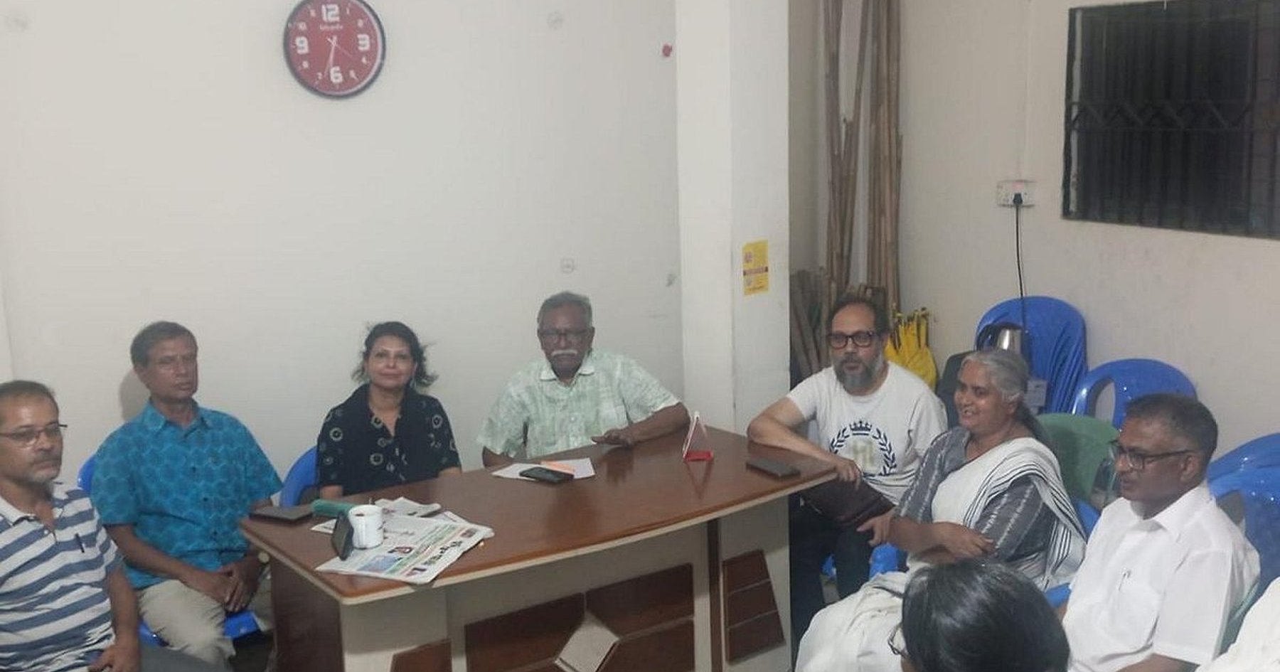 বিদ্যুৎ মূল্য বৃদ্ধি ও লালন আশ্রম হামলার প্রতিবাদ