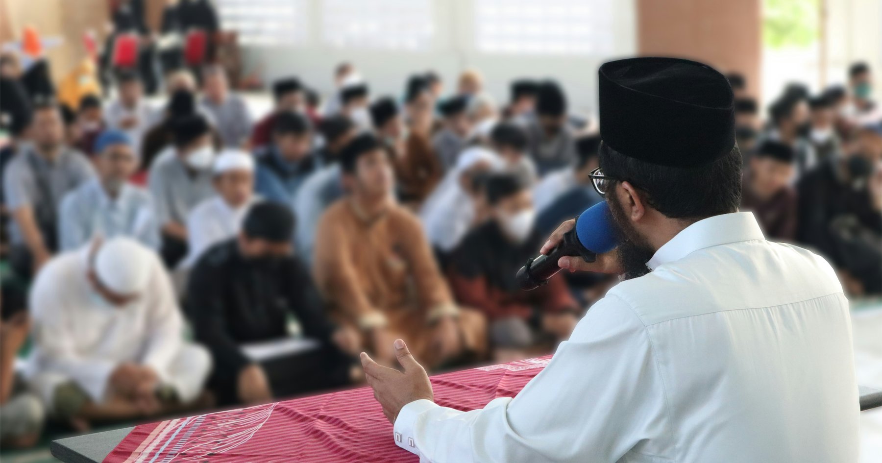 নতুন ভারতীয় রাষ্ট্রদূতের কাছে ক্ষমা চাওয়ার দাবি নাহিদের