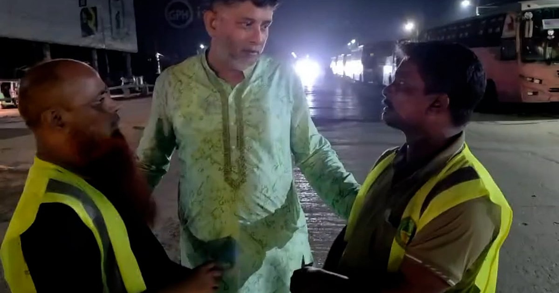 ময়মনসিংহে রাতে চাঁদাবাজ দুইজন গ্রেপ্তার