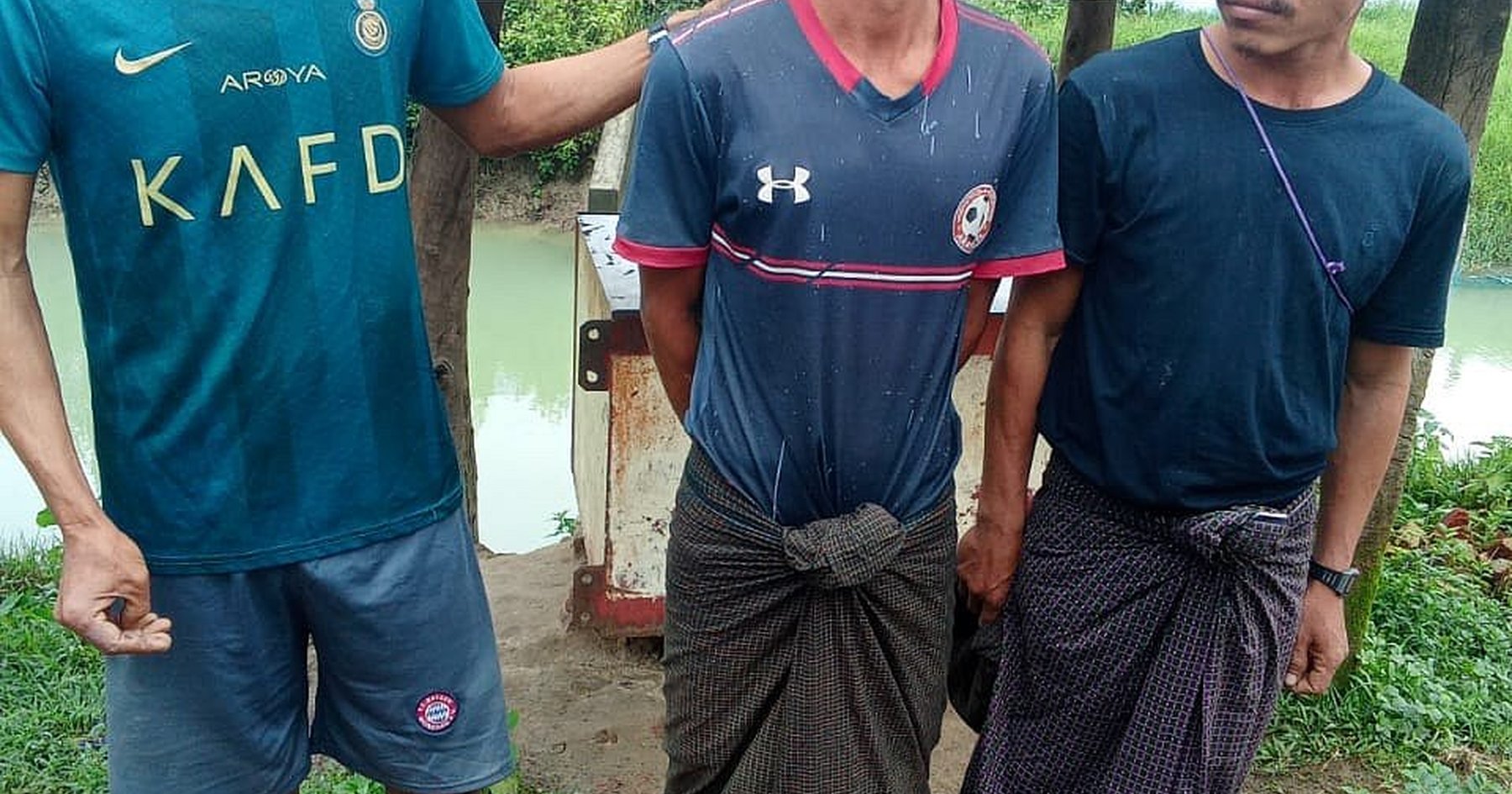 নাফ নদী পেরিয়ে টেকনাফে অনুপ্রবেশকারী মিয়ানমার সৈনিক তিনজন আটক