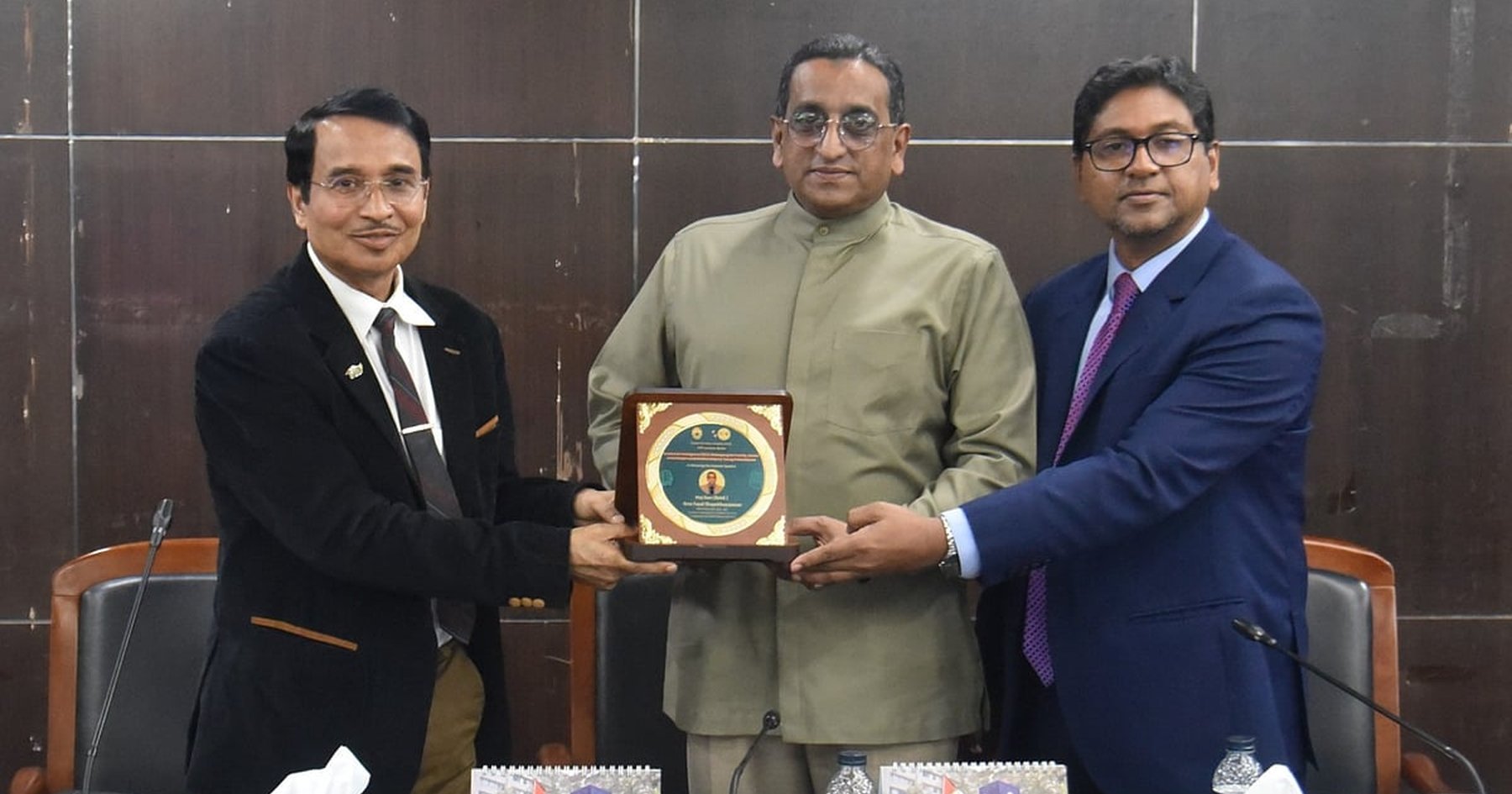 পরিবার ও কর্মজীবনে সুসংগতি আনতে আবেগীয় বুদ্ধিমত্তা অপরিহার্য